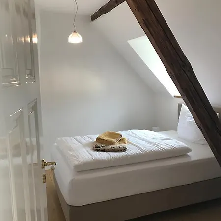 Herrenhaus - Weingut Freiherr V. Landenberg 度假居 *