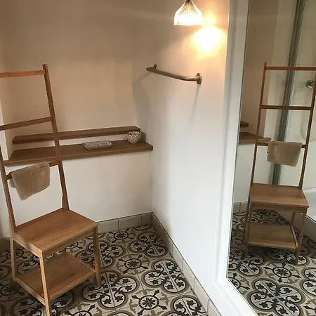 Herrenhaus - Weingut Freiherr V. Landenberg 度假居