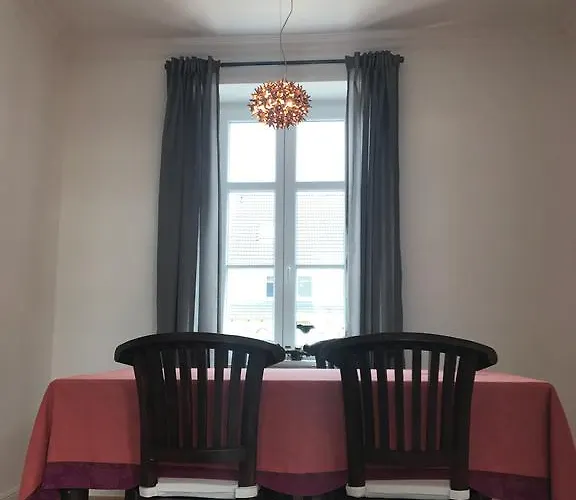 Herrenhaus - Weingut Freiherr V. Landenberg Hébergement de vacances