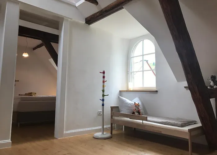 Herrenhaus - Weingut Freiherr V. Landenberg Hébergement de vacances Ediger-Eller