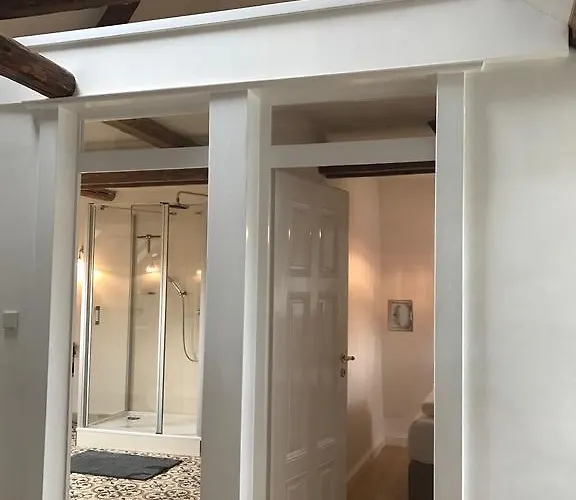 Herrenhaus - Weingut Freiherr V. Landenberg Hébergement de vacances Ediger-Eller